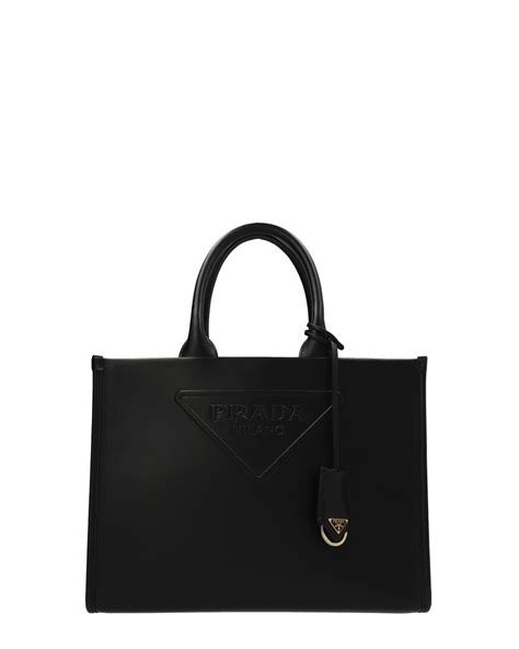 prada dreieck tasche